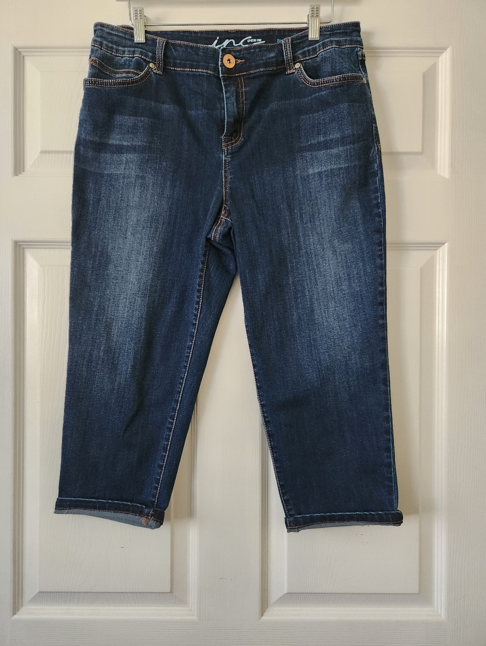 INC International Concepts Women's Indigo Relaxed Capri Jeans - 14